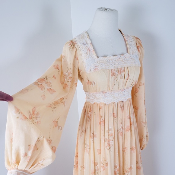 Gunne Sax by Jessica McClintock maxi dress layered tiered long sleeve bishop - Picture 3 of 16